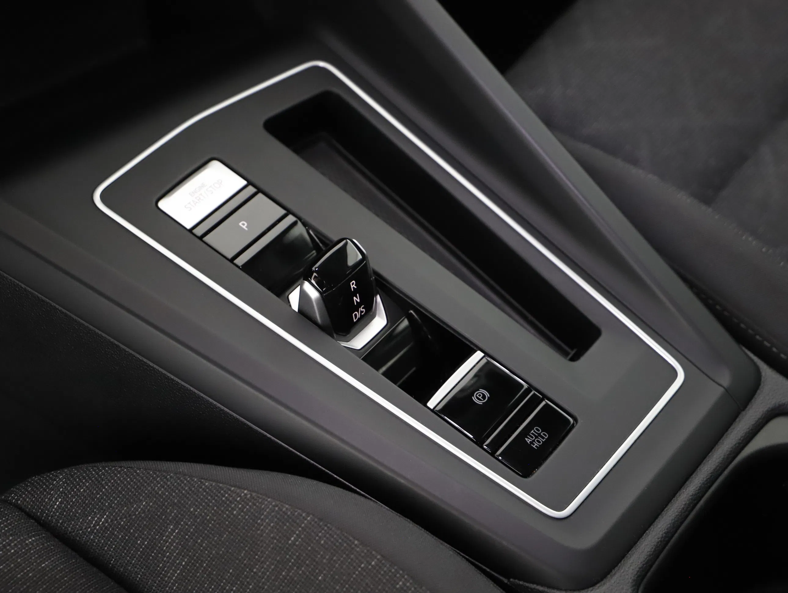 VW Golf VIII Variant 2.0 TDI Life | Bild 12 von 24