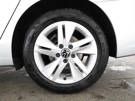 VW Golf VIII Variant 2.0 TDI Life | Thumbnail 18 von 24