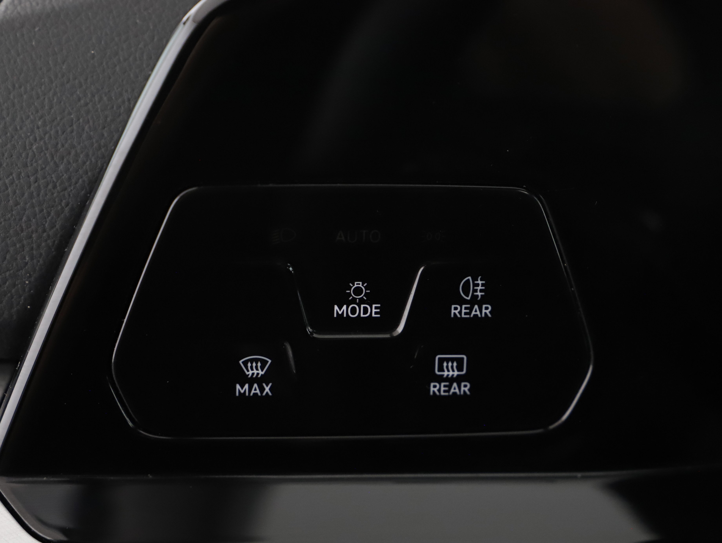 VW Golf VIII Variant 2.0 TDI Life | Bild 20 von 24