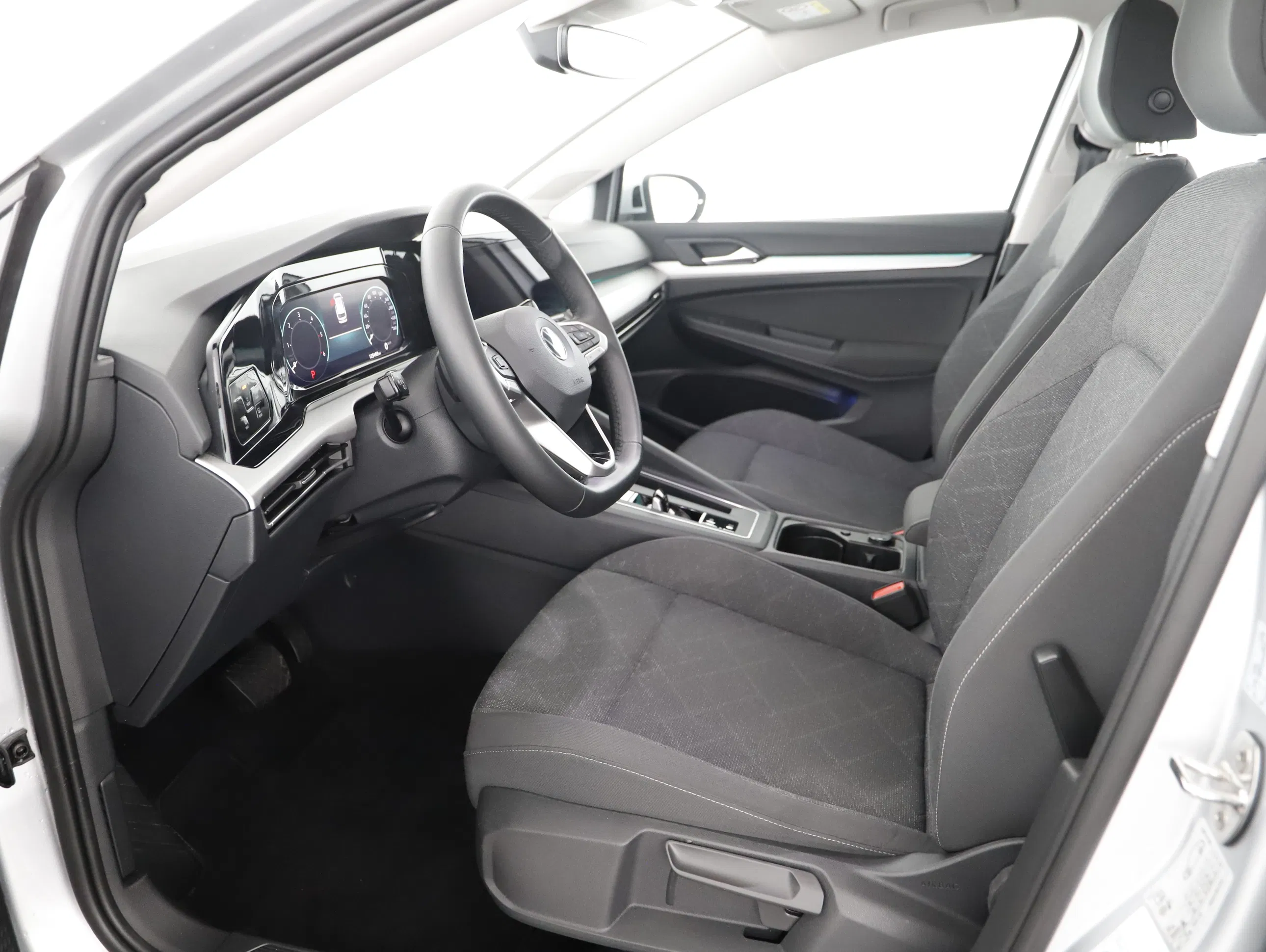 VW Golf VIII Variant 2.0 TDI Life | Bild 5 von 24