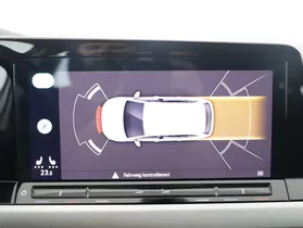 VW Golf VIII Variant 2.0 TDI Life | Thumbnail 9 von 24