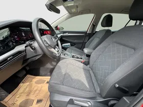 VW Golf VIII Variant 2.0 TDI Life | Thumbnail 11 von 25