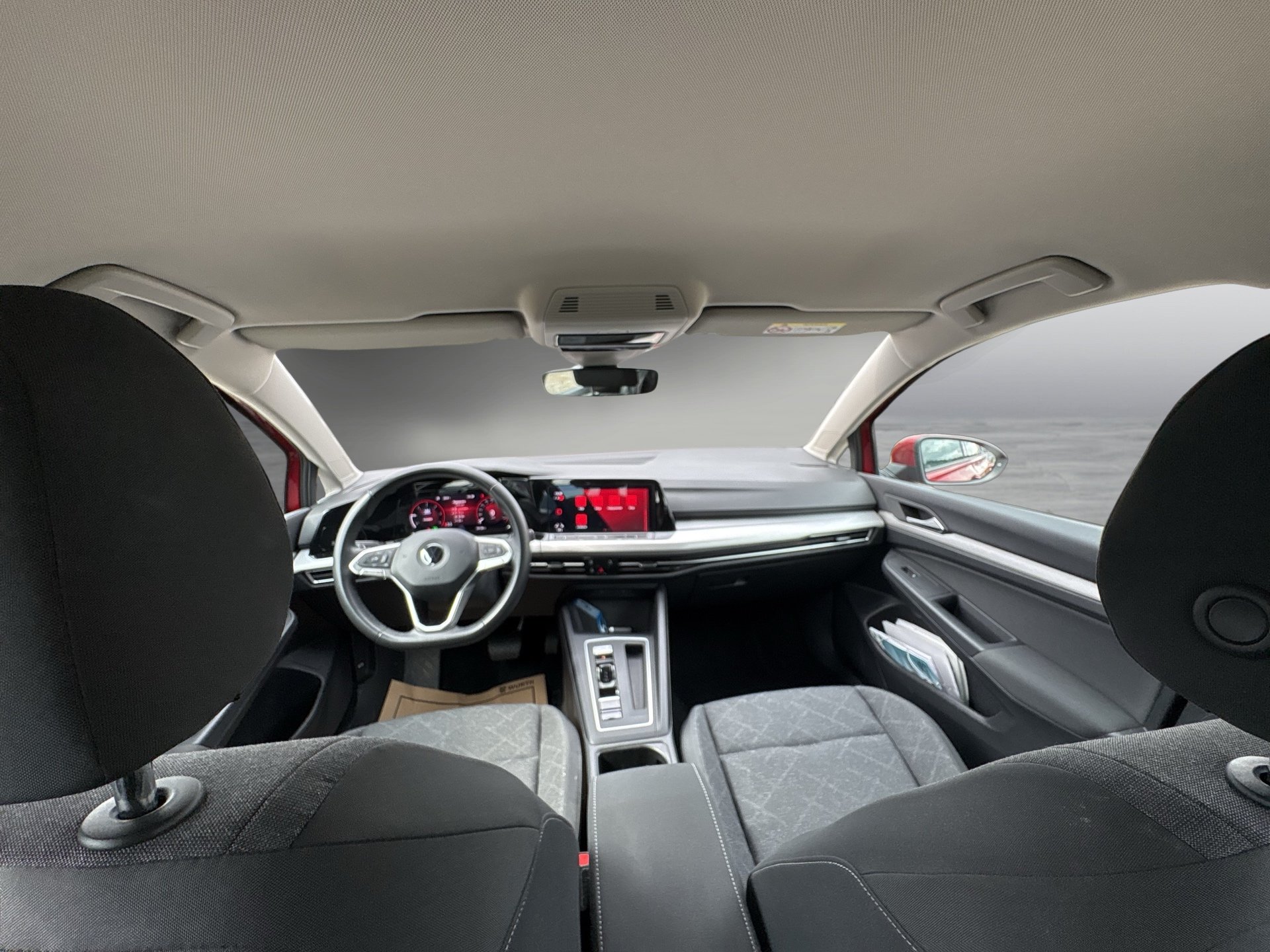 VW Golf VIII Variant 2.0 TDI Life | Bild 12 von 25