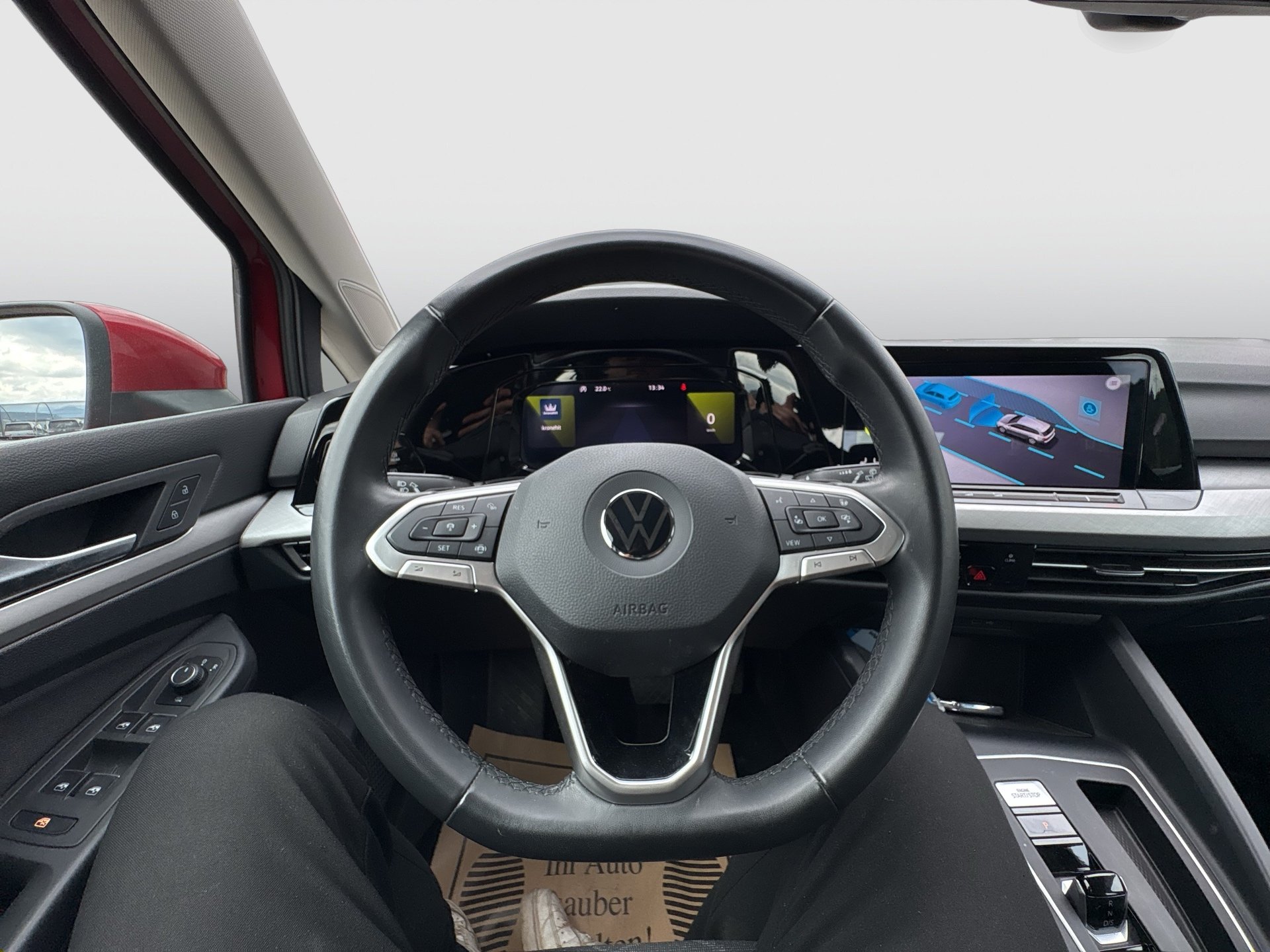 VW Golf VIII Variant 2.0 TDI Life | Bild 13 von 25