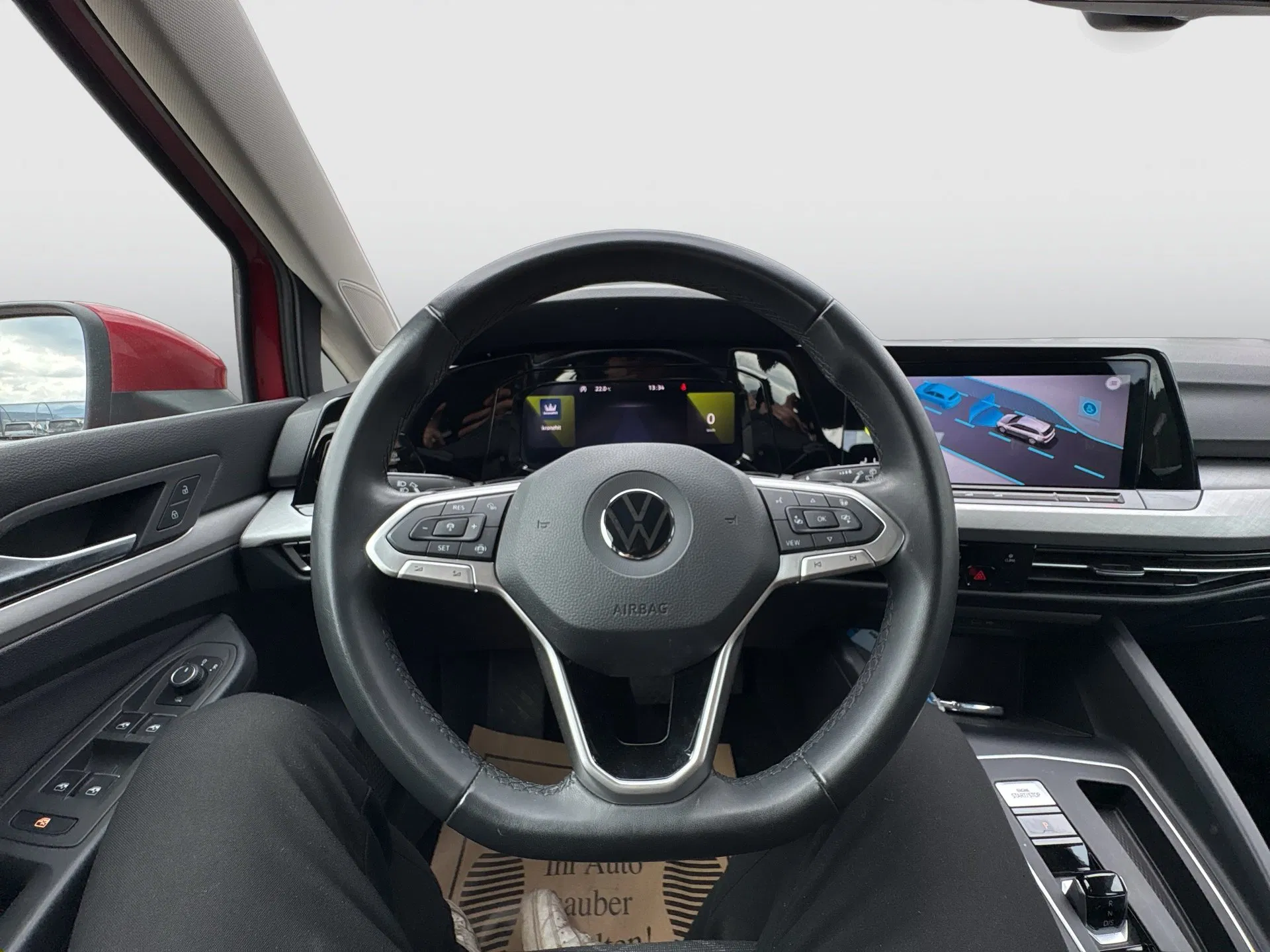 VW Golf VIII Variant 2.0 TDI Life | Bild 13 von 25