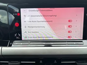 VW Golf VIII Variant 2.0 TDI Life | Thumbnail 20 von 25