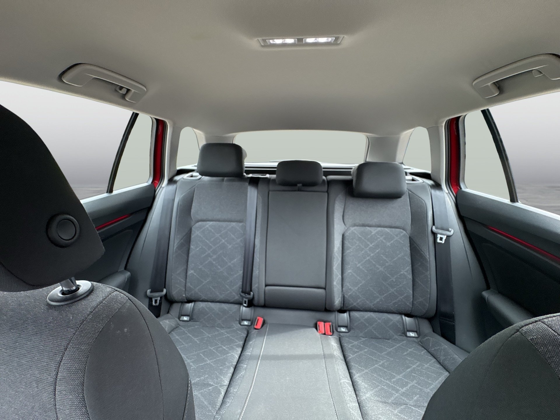 VW Golf VIII Variant 2.0 TDI Life | Bild 23 von 25