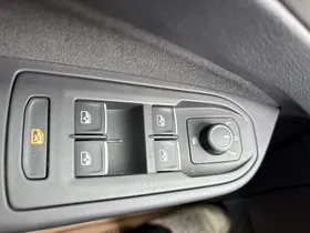 VW Golf VIII Variant 2.0 TDI Life | Thumbnail 9 von 25