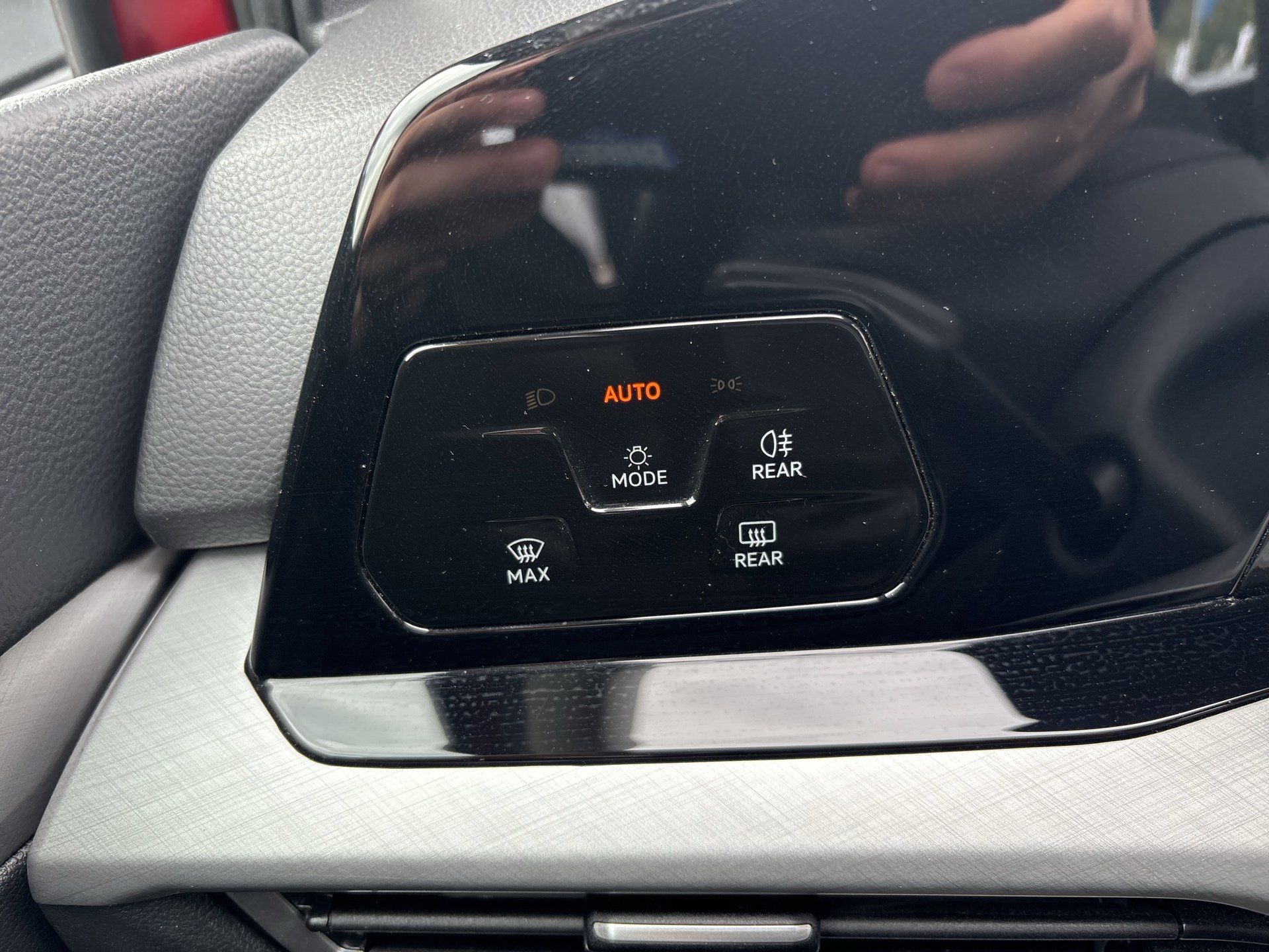 VW Golf VIII Variant 2.0 TDI Life | Bild 10 von 25