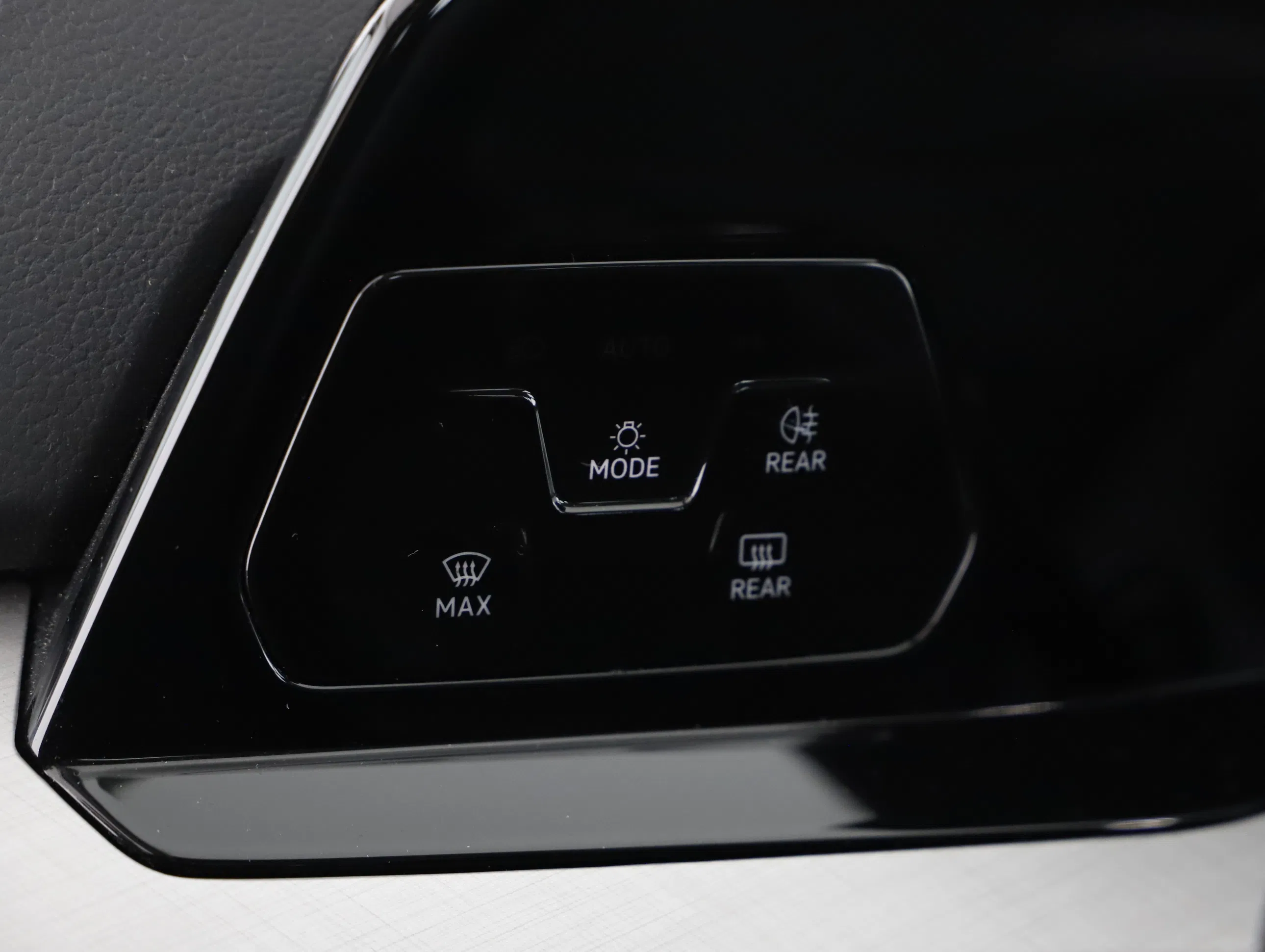 VW Golf VIII Variant 2.0 TDI Life | Bild 13 von 21