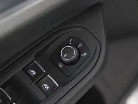 VW Golf VIII Variant 2.0 TDI Life | Thumbnail 15 von 21