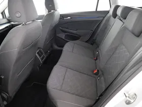 VW Golf VIII Variant 2.0 TDI Life | Thumbnail 2 von 21