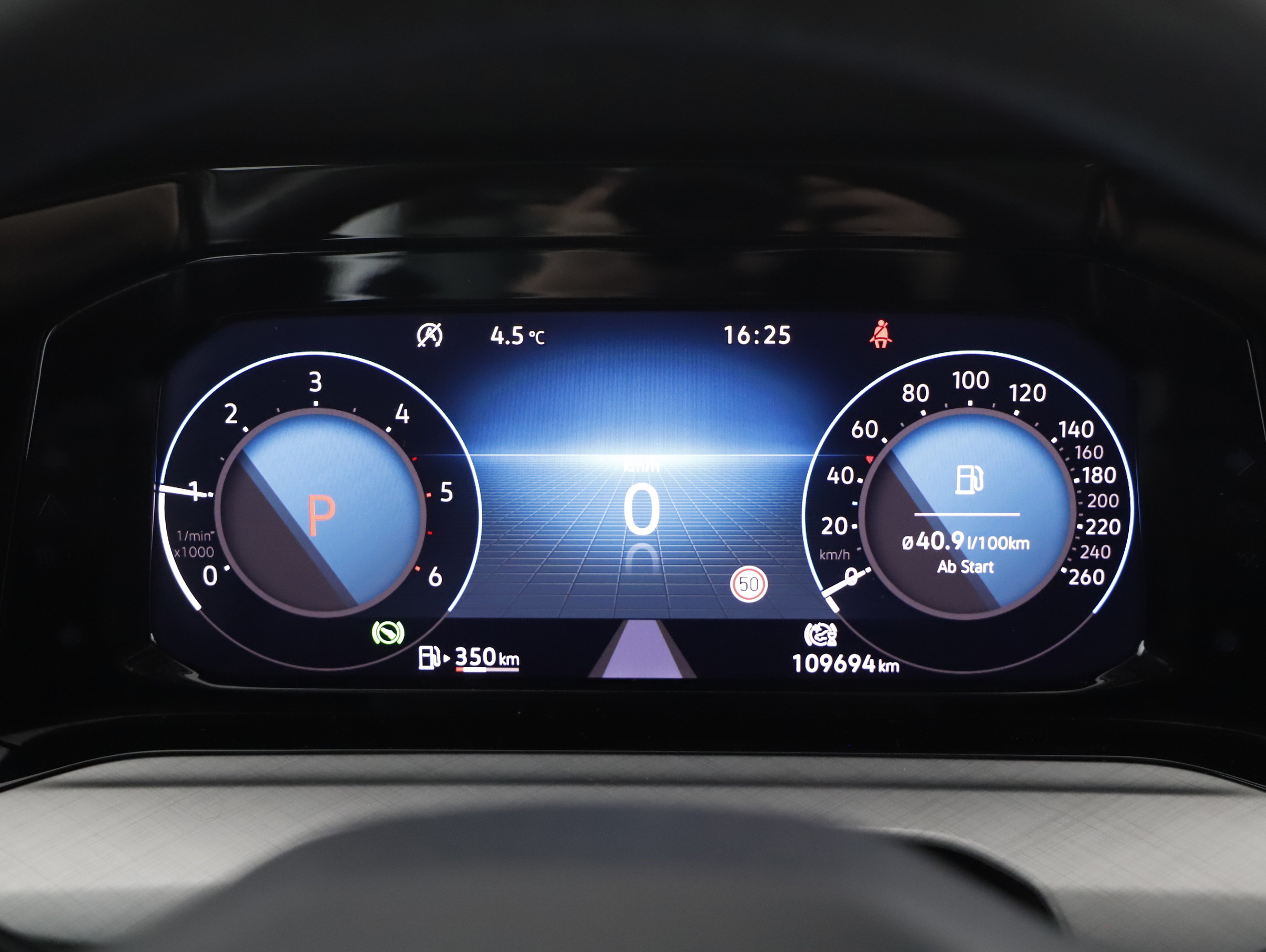 VW Golf VIII Variant 2.0 TDI Life | Bild 6 von 21