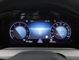 VW Golf VIII Variant 2.0 TDI Life | Thumbnail 6 von 21