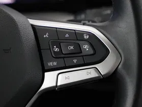 VW Golf Variant Life TDI DSG | Thumbnail 11 von 21