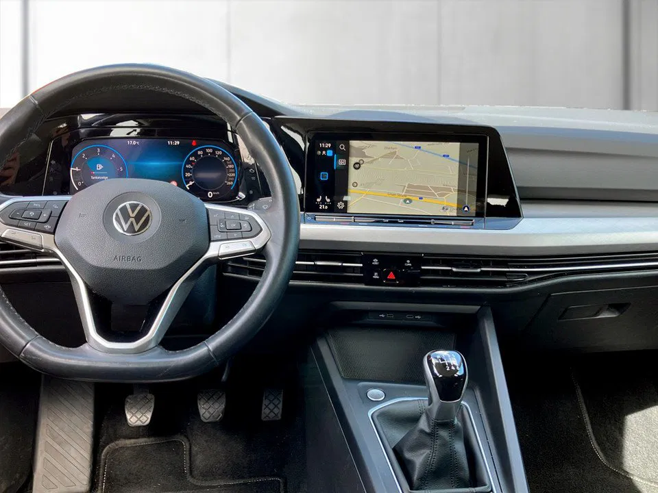 VW Golf VIII Var. 2.0 TDI Life | Bild 11 von 21