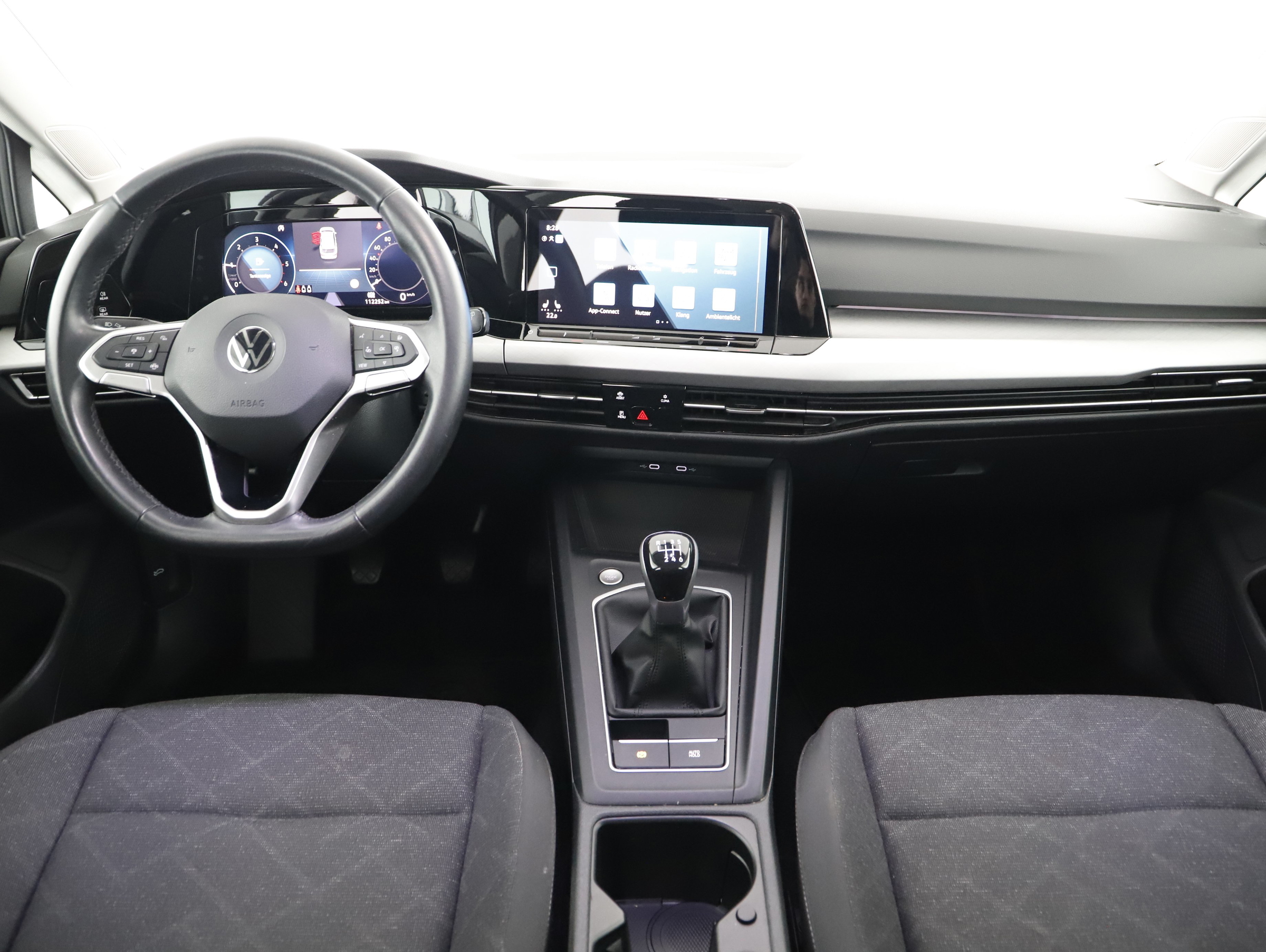 VW Golf VIII Var. 2.0 TDI Life | Bild 12 von 21