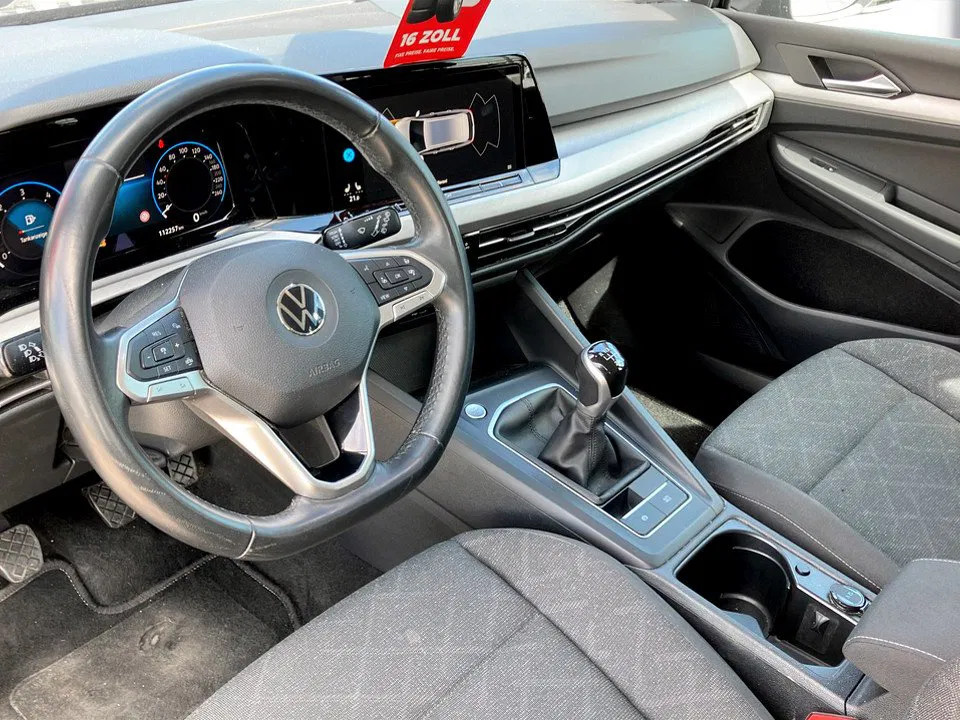 VW Golf VIII Var. 2.0 TDI Life | Bild 7 von 21