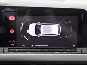 VW Golf VIII Variant 2.0 TDI Life | Thumbnail 9 von 23