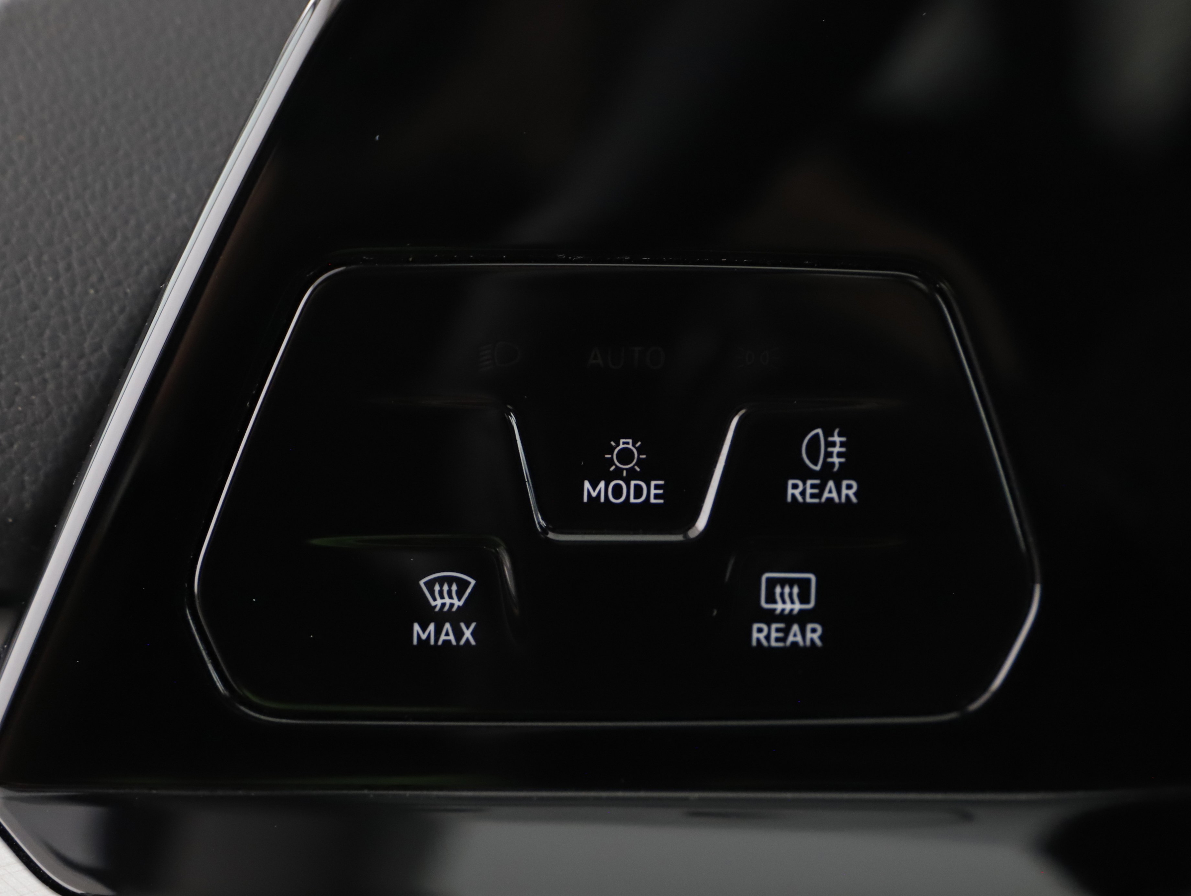 VW Golf VIII Variant 2.0 TDI Life | Bild 13 von 29