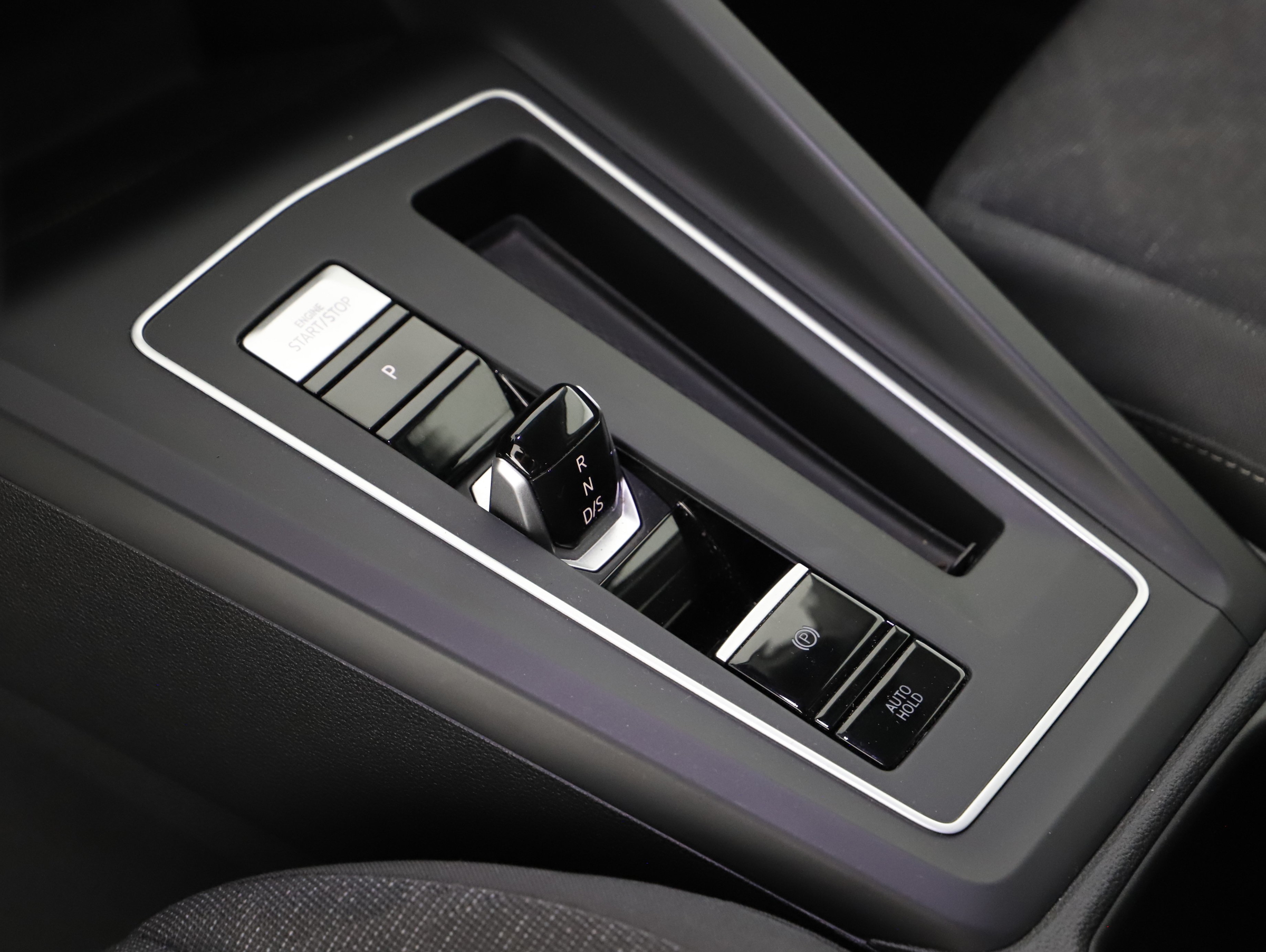 VW Golf VIII Variant 2.0 TDI Life | Bild 23 von 29