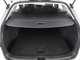 VW Golf VIII Variant 2.0 TDI Life | Thumbnail 25 von 29