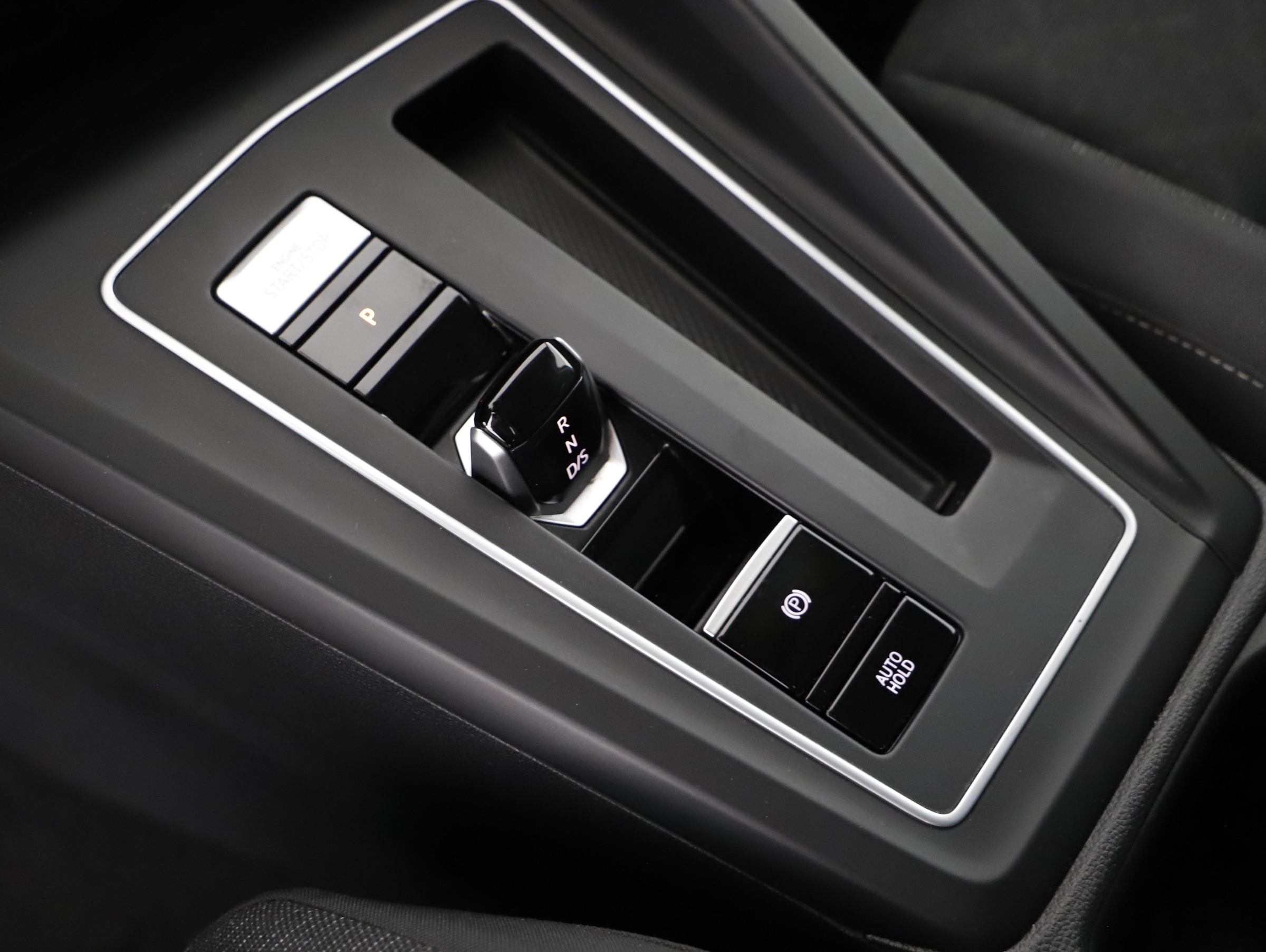 VW Golf VIII Variant 2.0 TDI Life | Bild 22 von 28