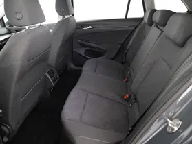 VW Golf VIII Variant 2.0 TDI Life | Thumbnail 10 von 25