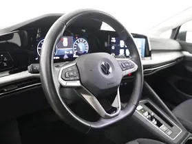 VW Golf VIII Variant 2.0 TDI Life | Thumbnail 12 von 25