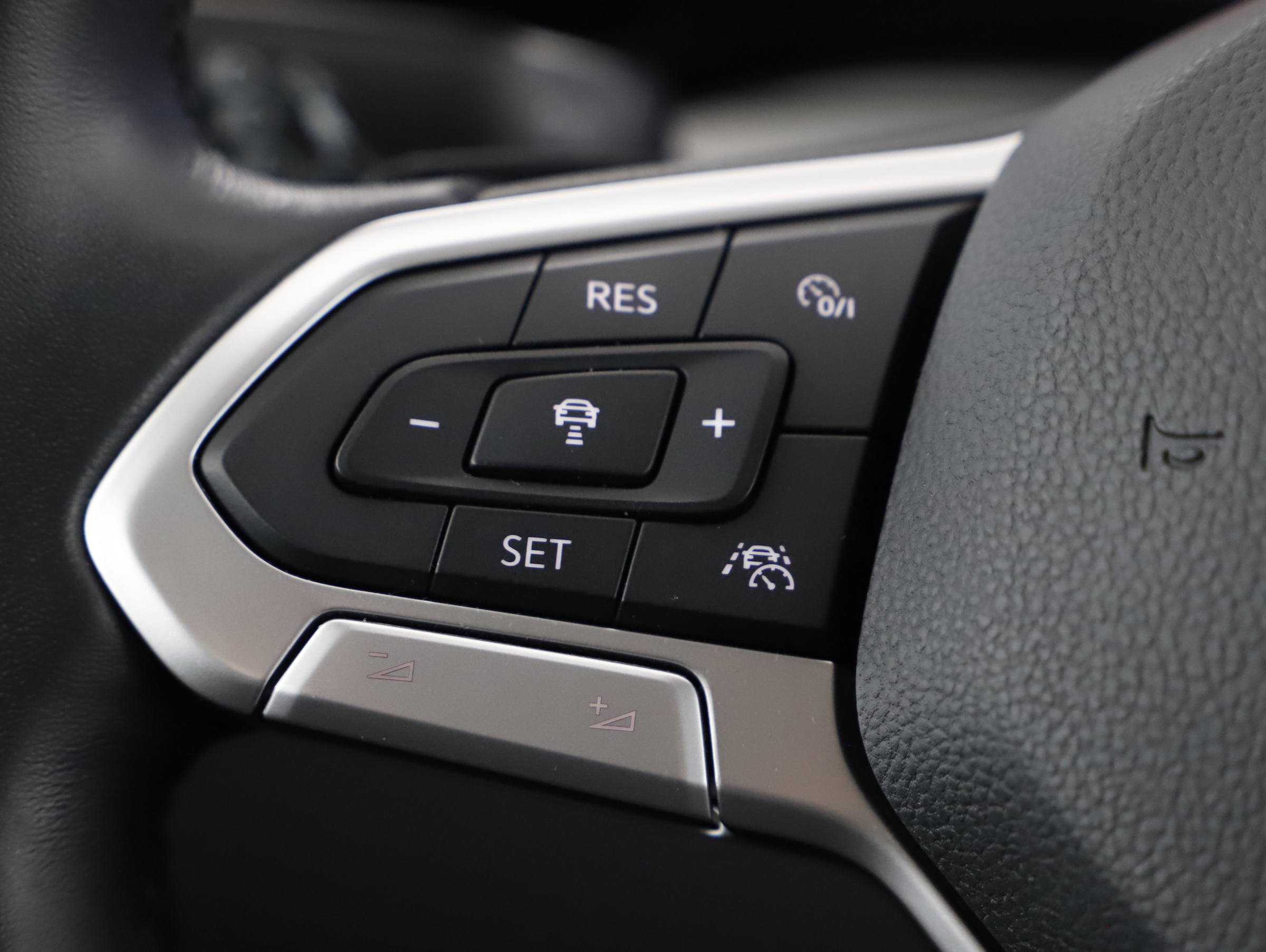 VW Golf VIII Variant 2.0 TDI Life DSG | Bild 18 von 28