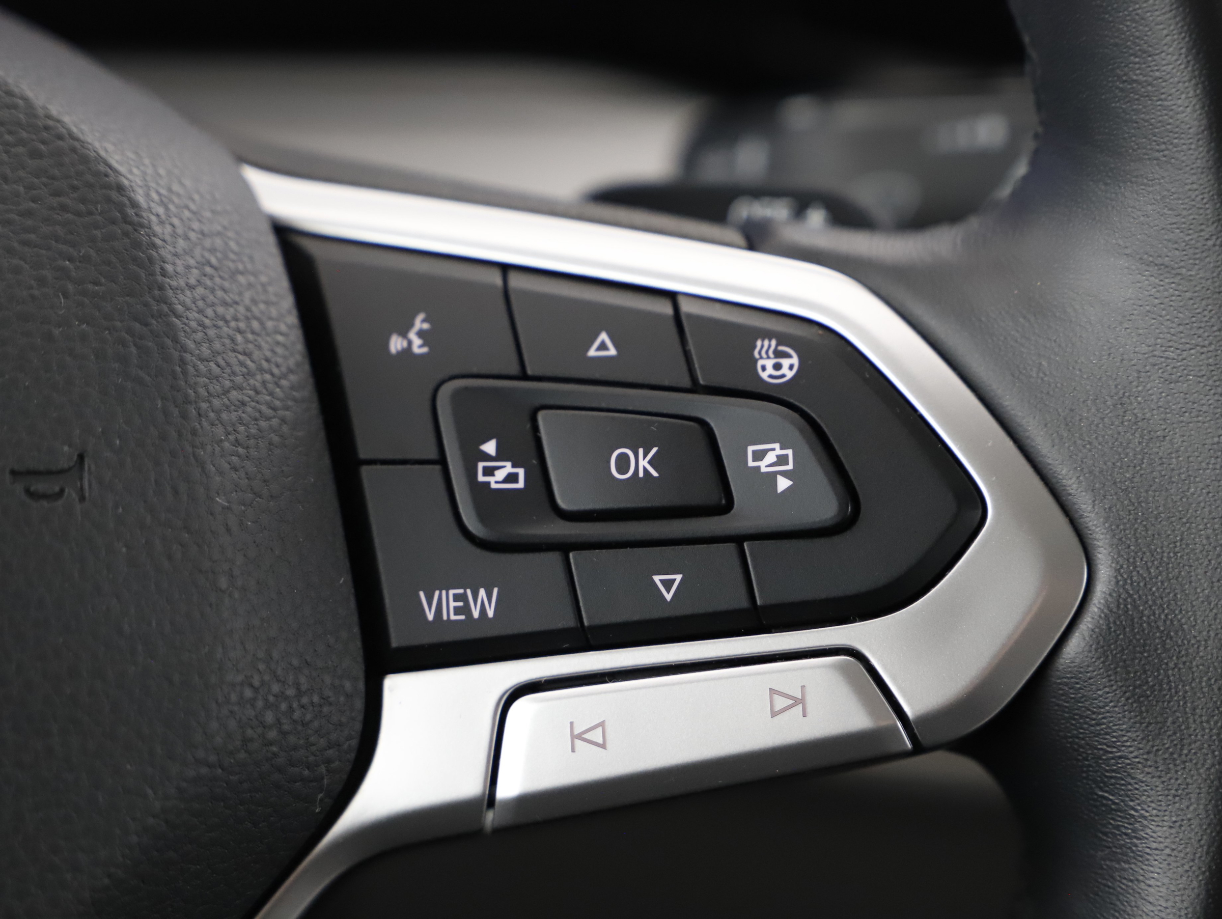 VW Golf VIII Variant 2.0 TDI Life DSG | Bild 19 von 28