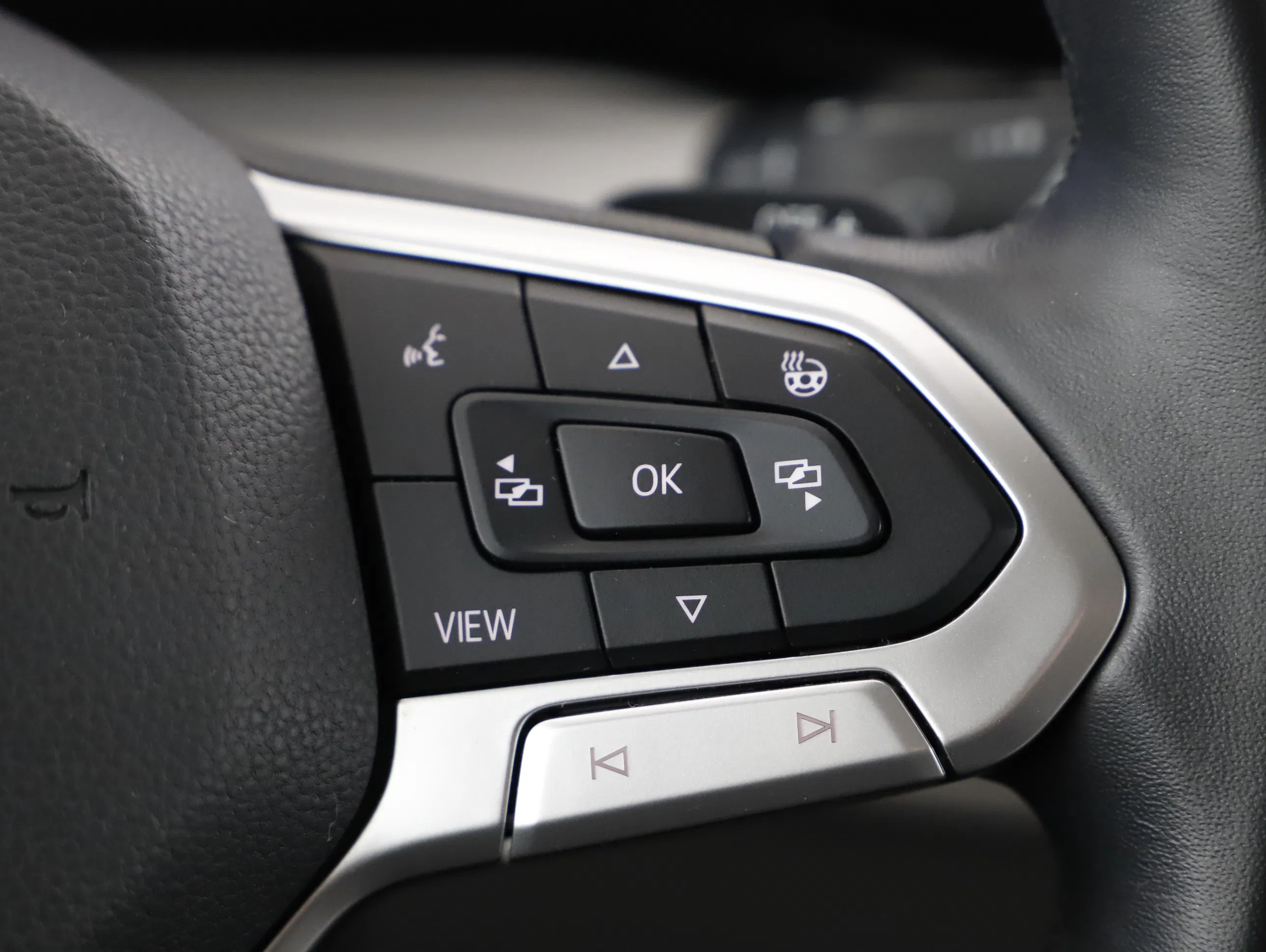 VW Golf VIII Variant 2.0 TDI Life DSG | Bild 19 von 28