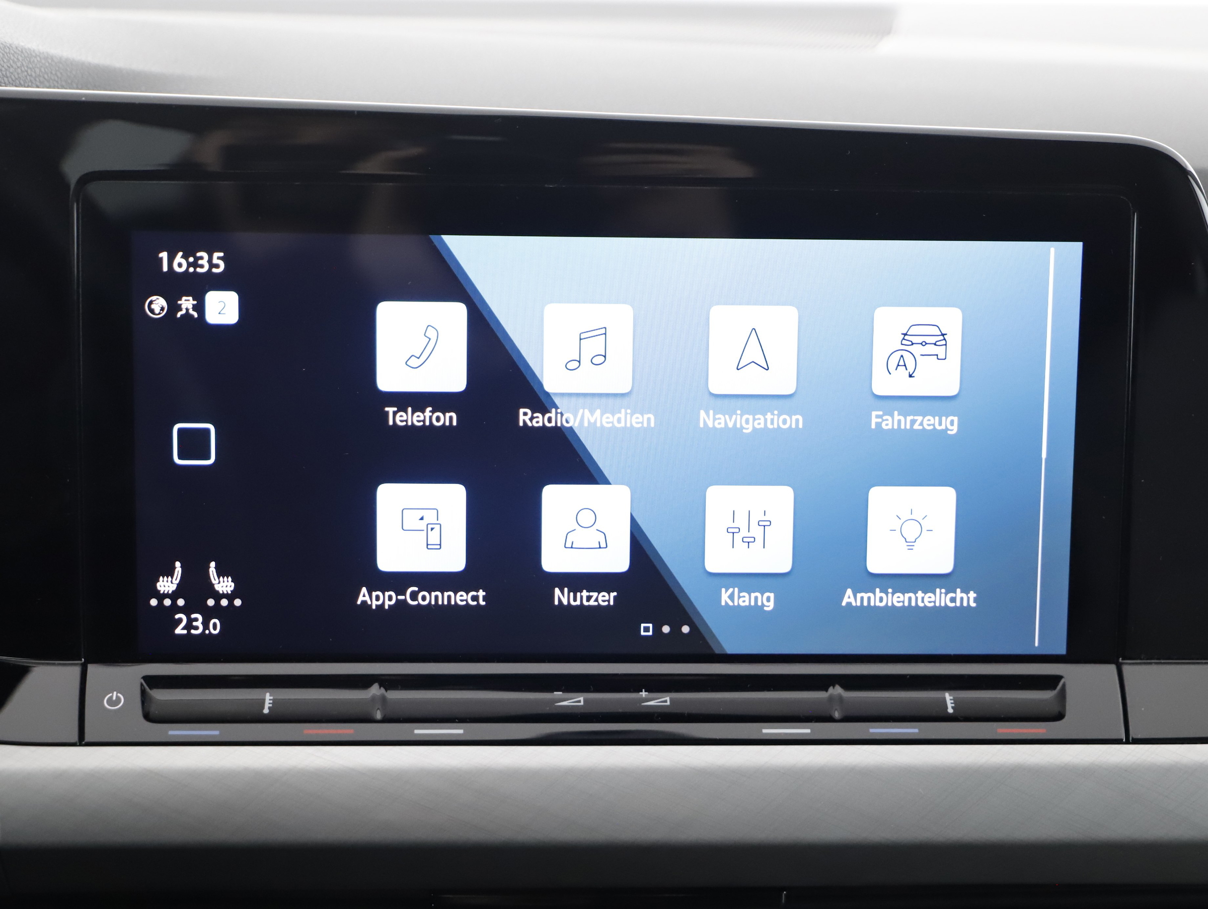 VW Golf VIII Variant 2.0 TDI Life DSG | Bild 20 von 28