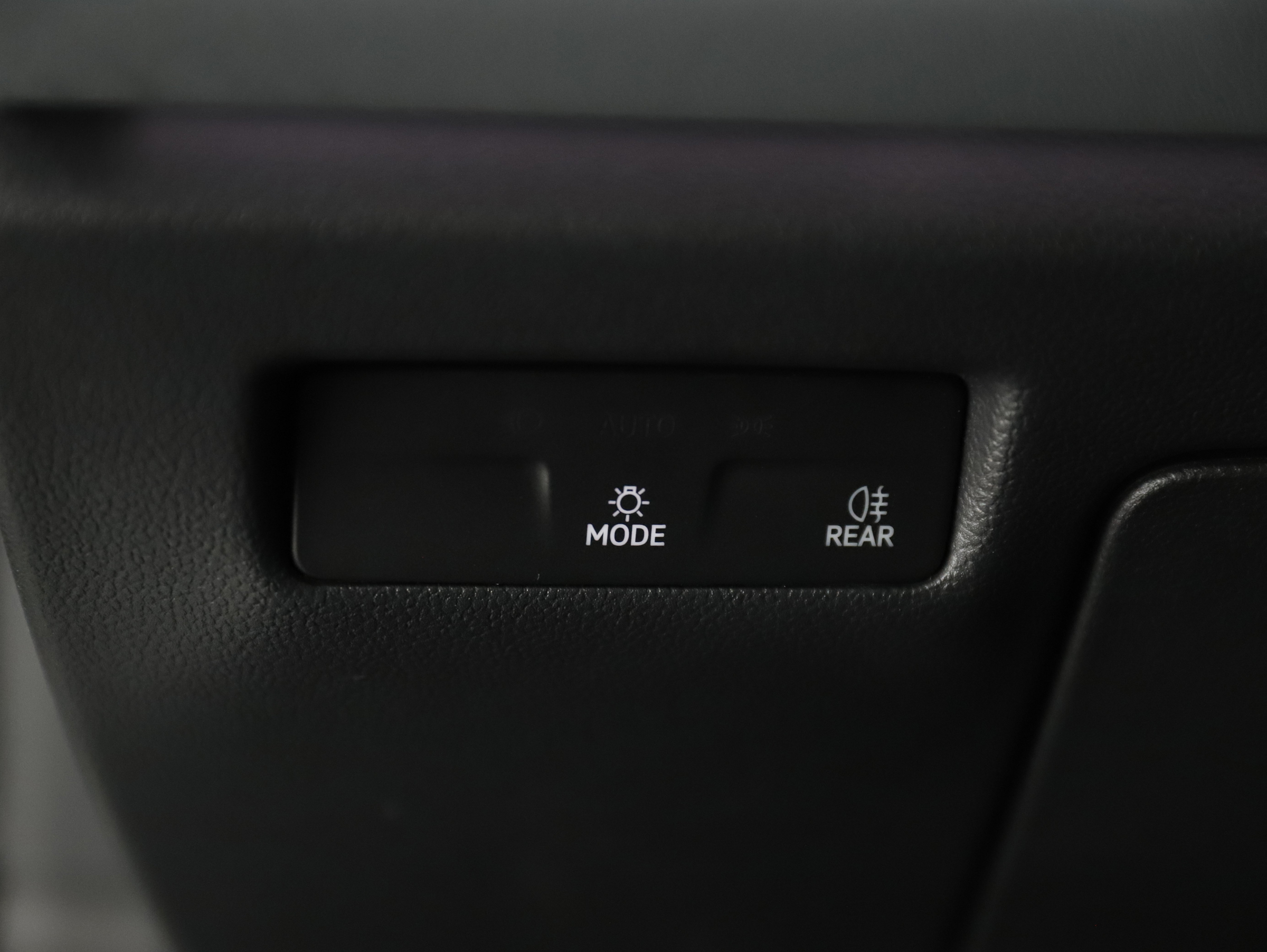 VW Passat Variant 1.5 eTSI W Business | Bild 12 von 29