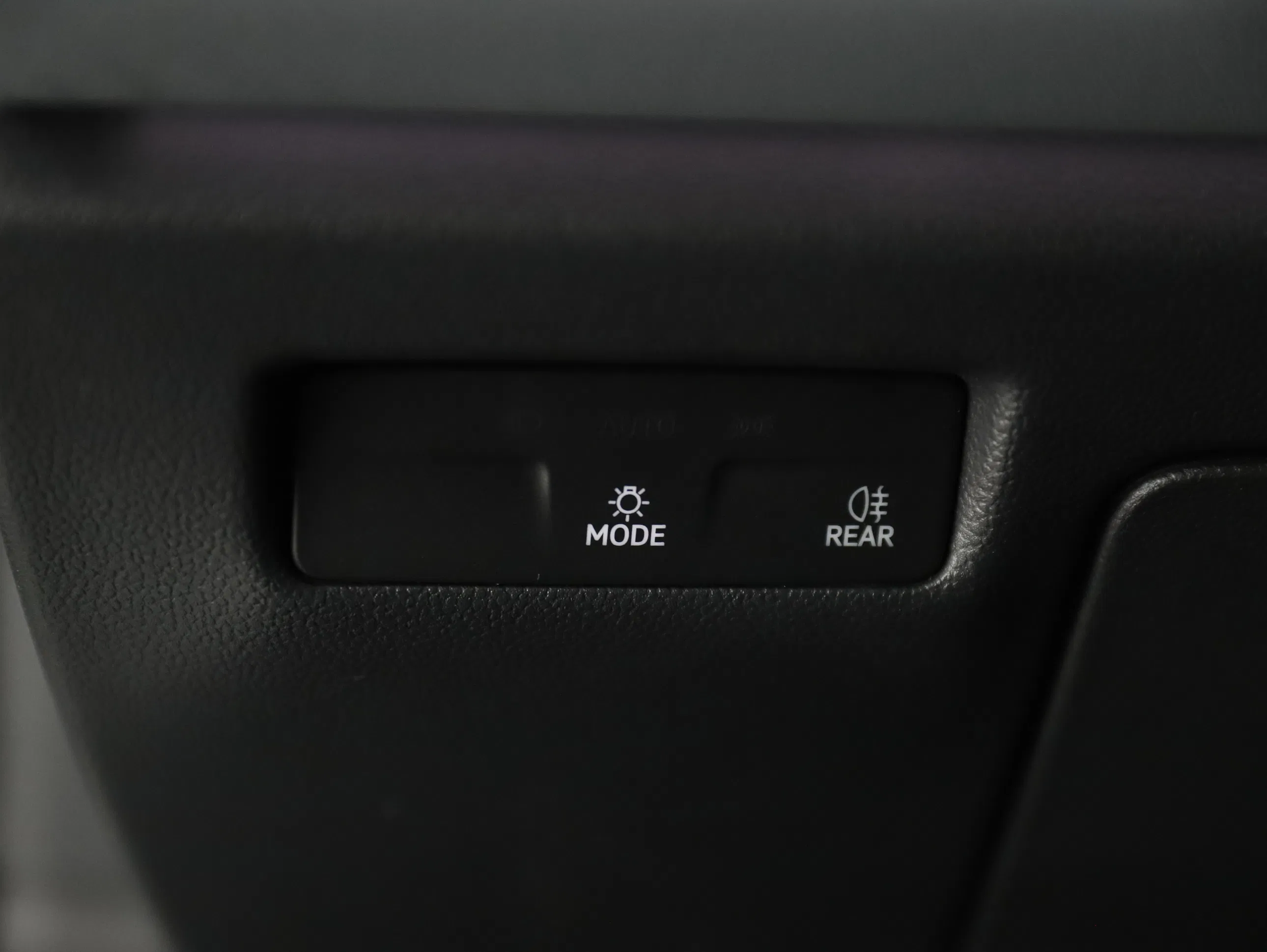 VW Passat Variant 1.5 eTSI W Business | Bild 12 von 29