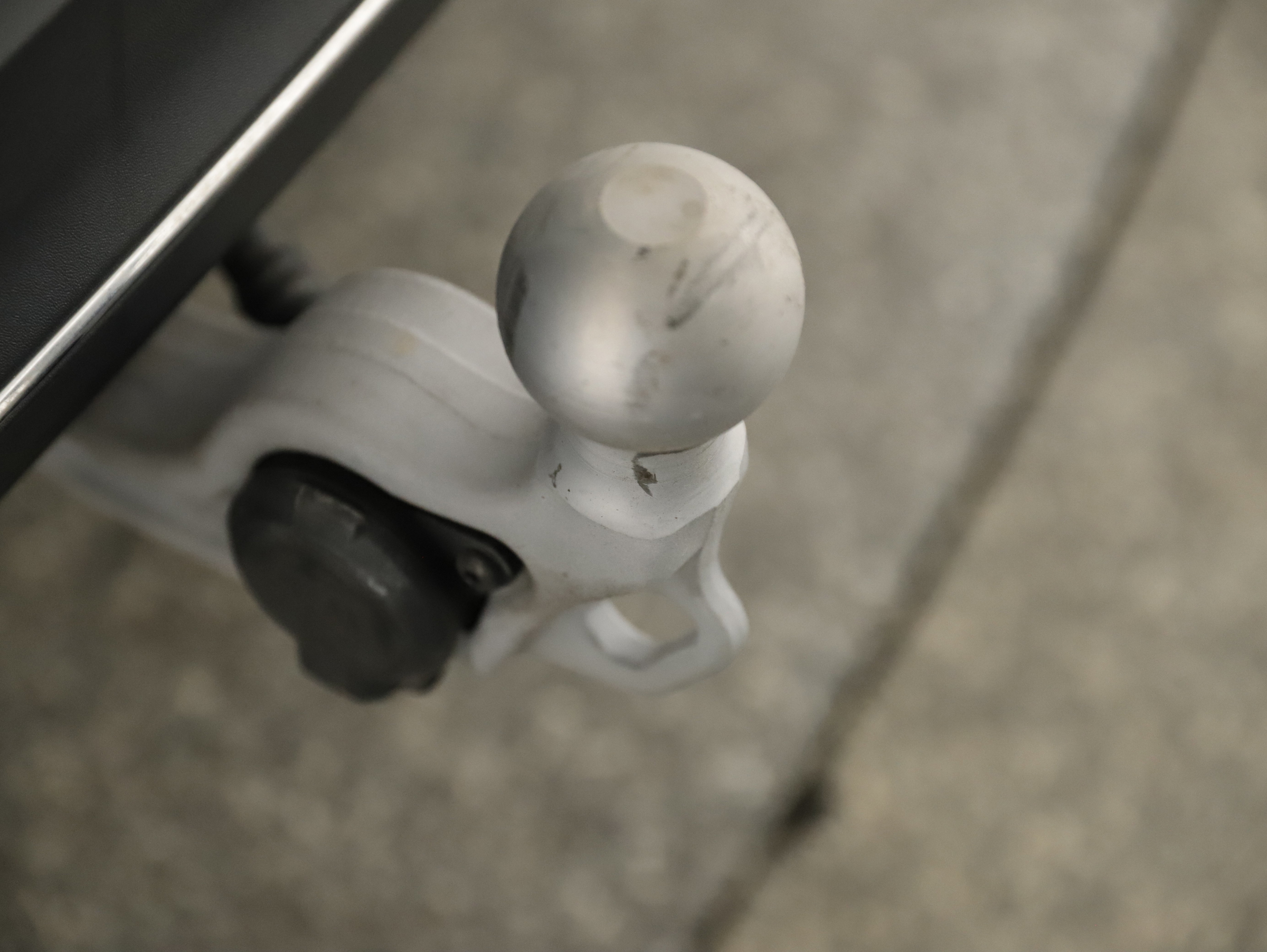 VW Passat Variant 1.5 eTSI W Business | Bild 28 von 29