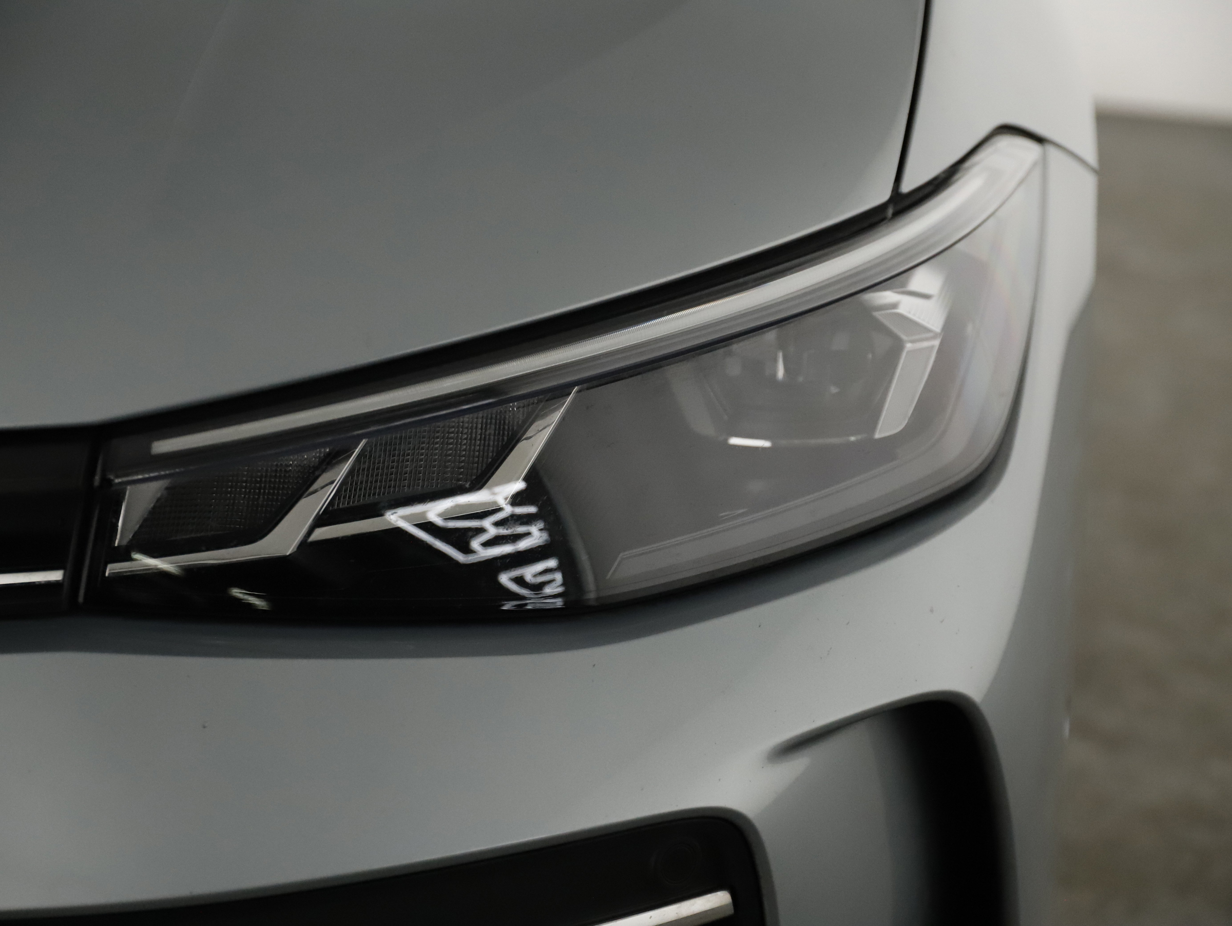 VW Passat Variant 1.5 eTSI W Business | Bild 29 von 29