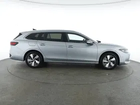 VW Passat Variant 1.5 eTSI W Business | Thumbnail 4 von 29