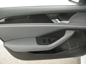 VW Passat Variant 2.0 TDI W Business | Thumbnail 11 von 31