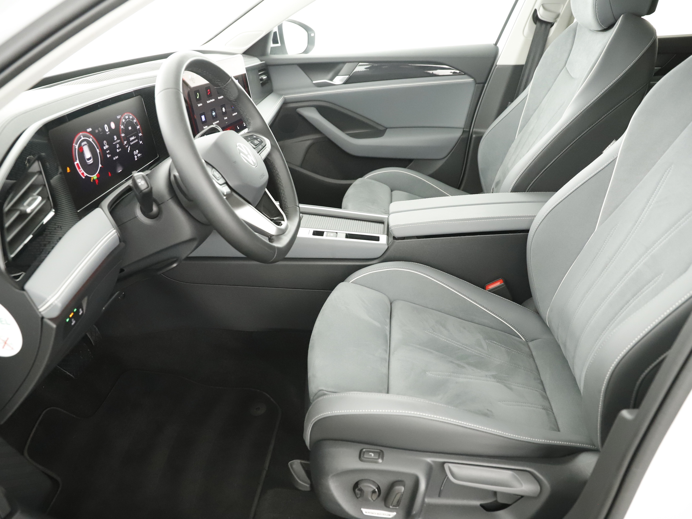 VW Passat Variant 2.0 TDI W Business | Bild 14 von 31