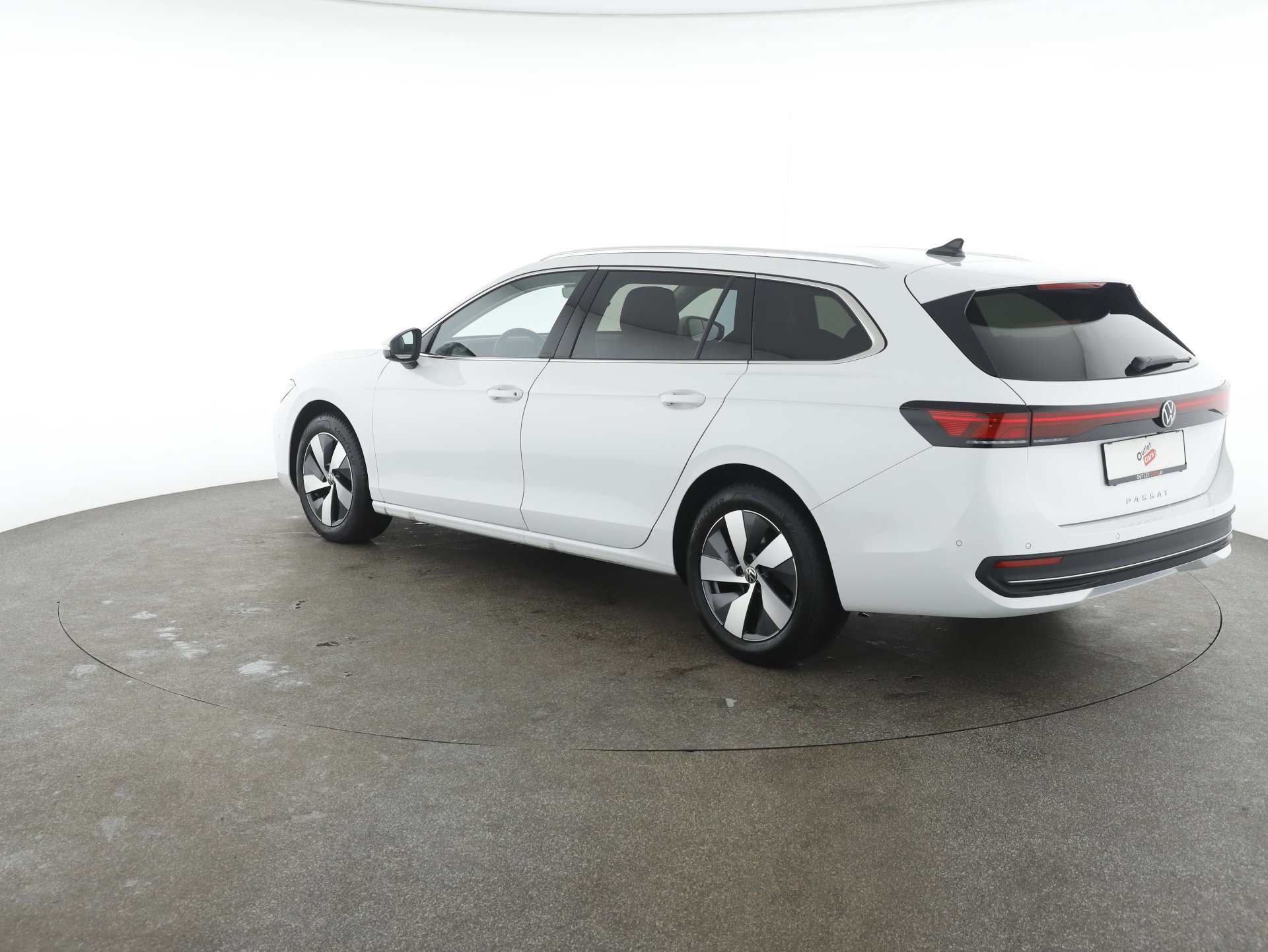 VW Passat Variant 2.0 TDI W Business | Bild 8 von 31