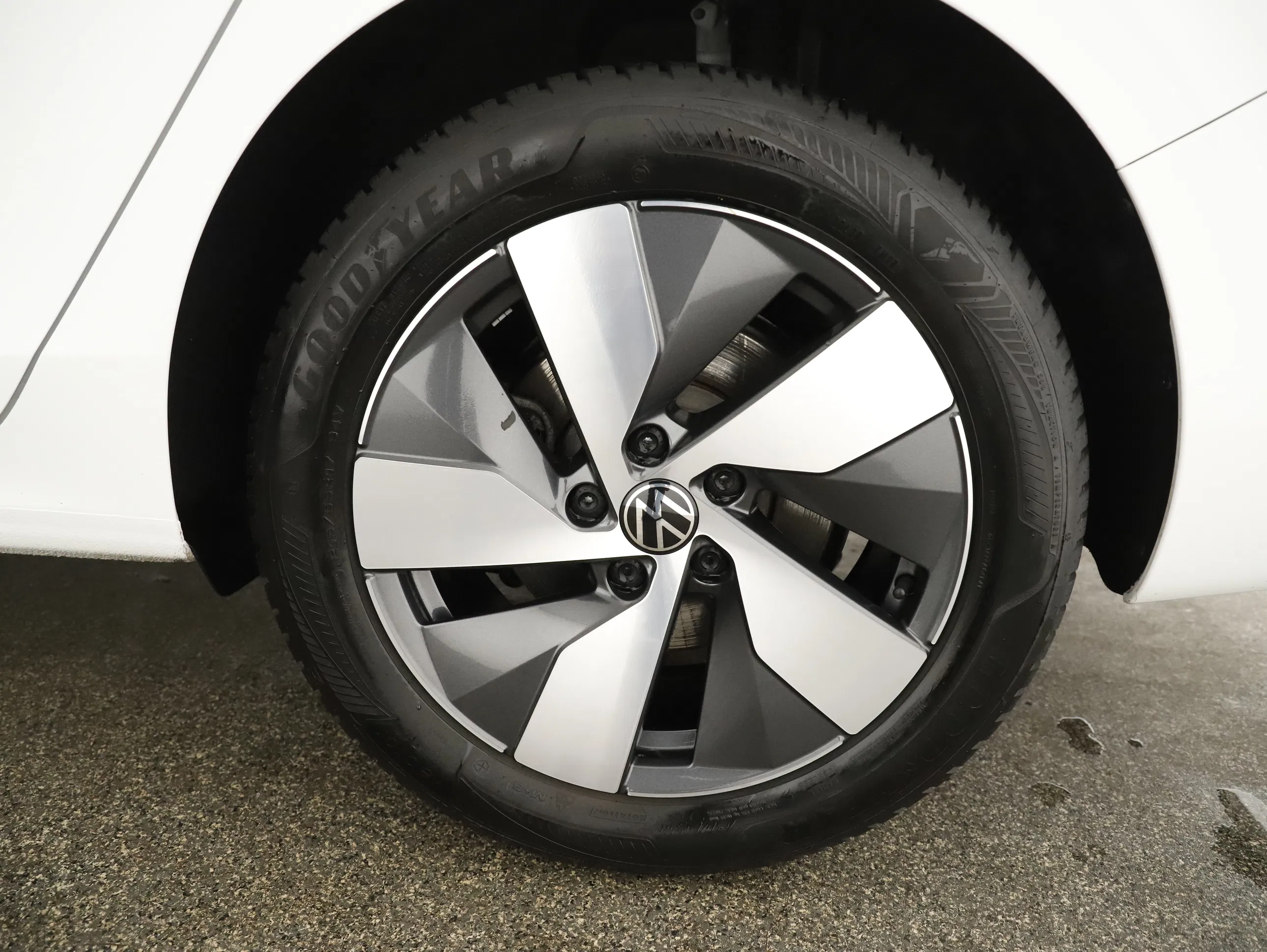 VW Passat Variant 2.0 TDI W Business | Bild 10 von 31