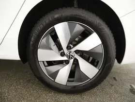 VW Passat Variant 2.0 TDI W Business | Thumbnail 10 von 31