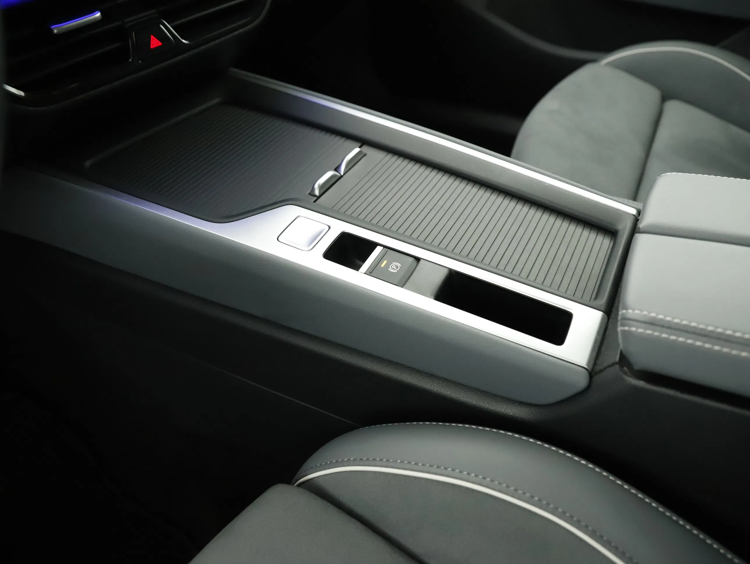 VW Passat Variant 2.0 TDI W Business | Bild 14 von 14