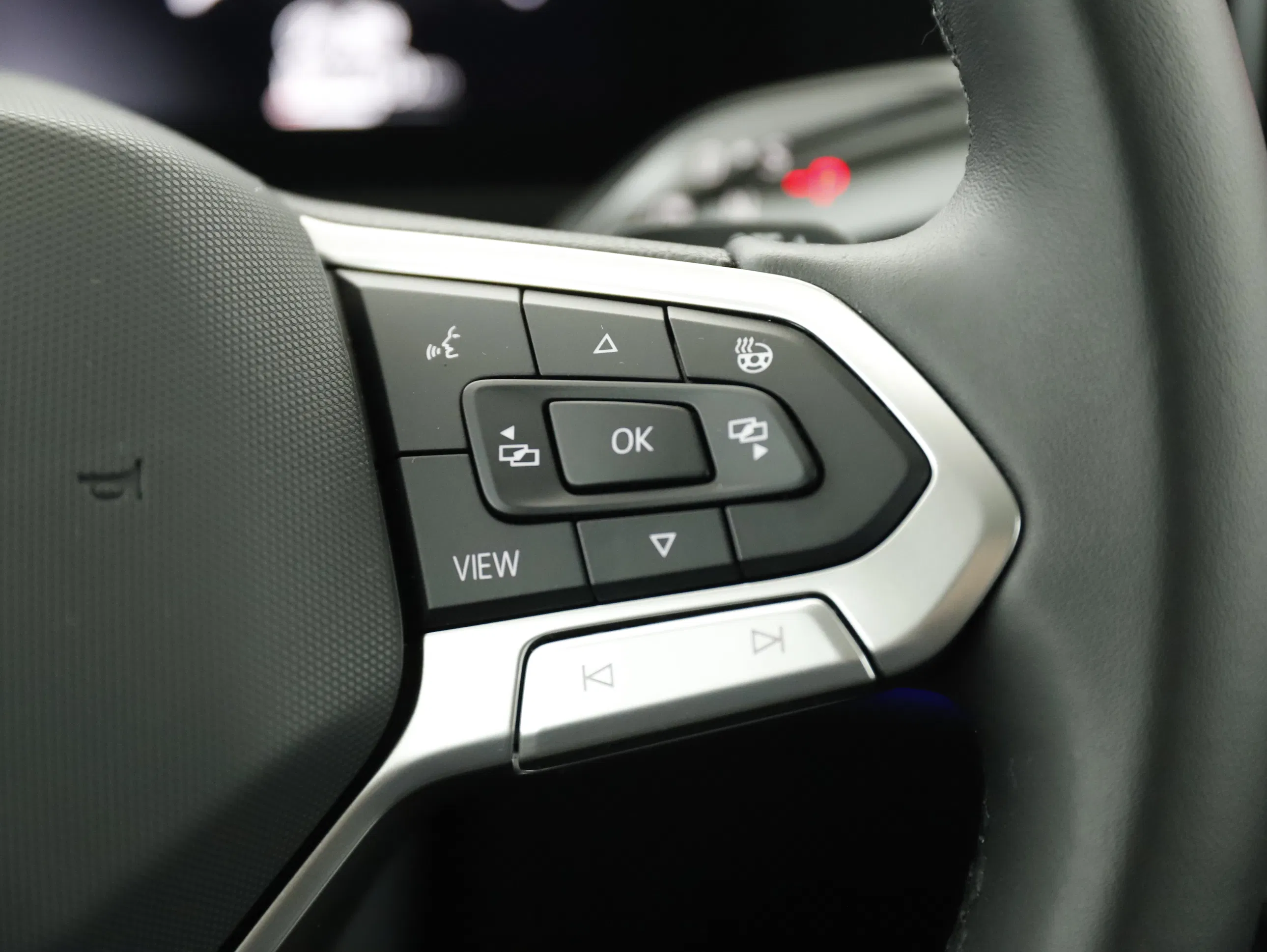 VW Passat Variant 2.0 TDI W Business | Bild 8 von 14