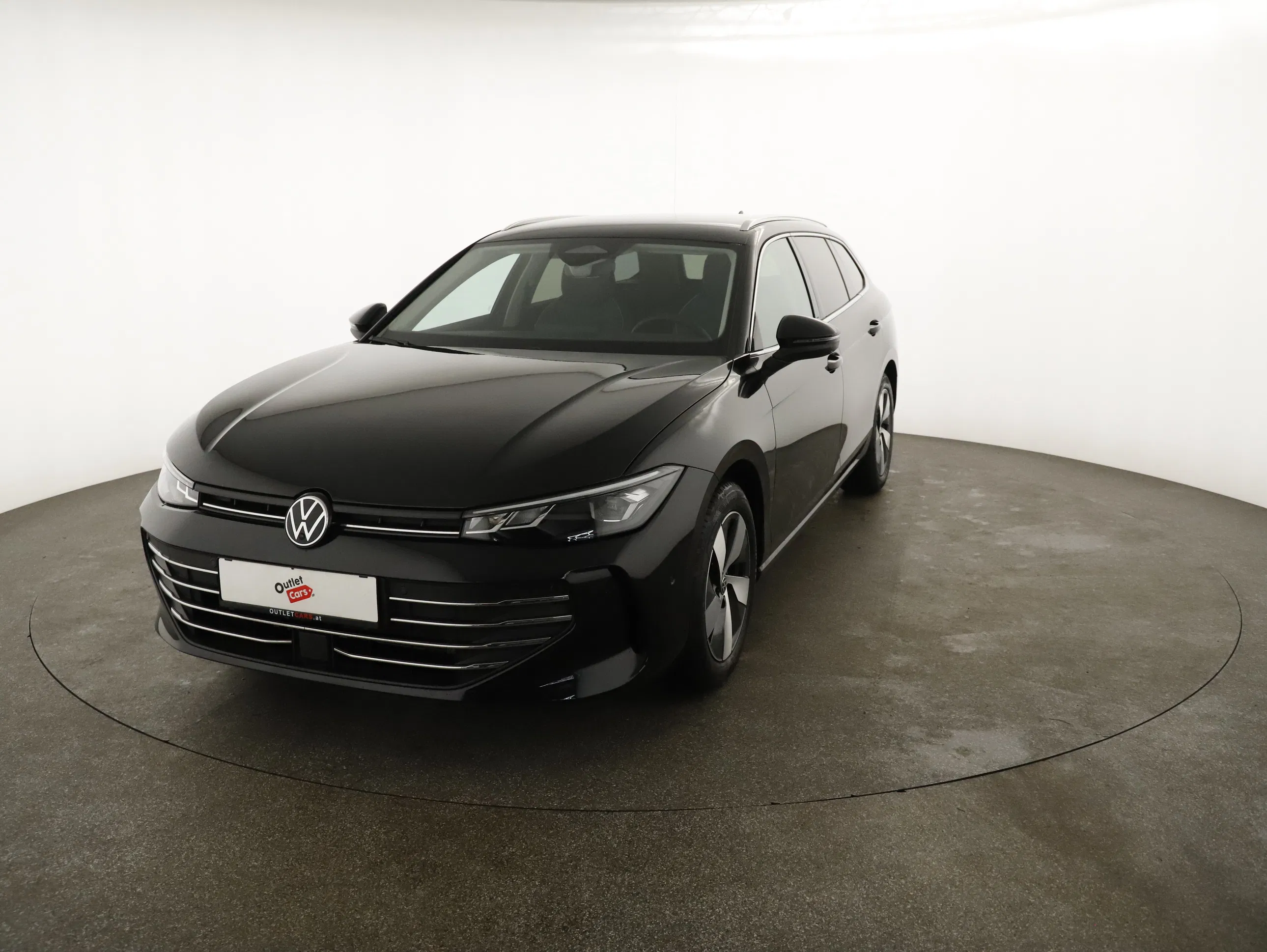 VW Passat Variant 1.5 eTSI W Business | Bild 2 von 25