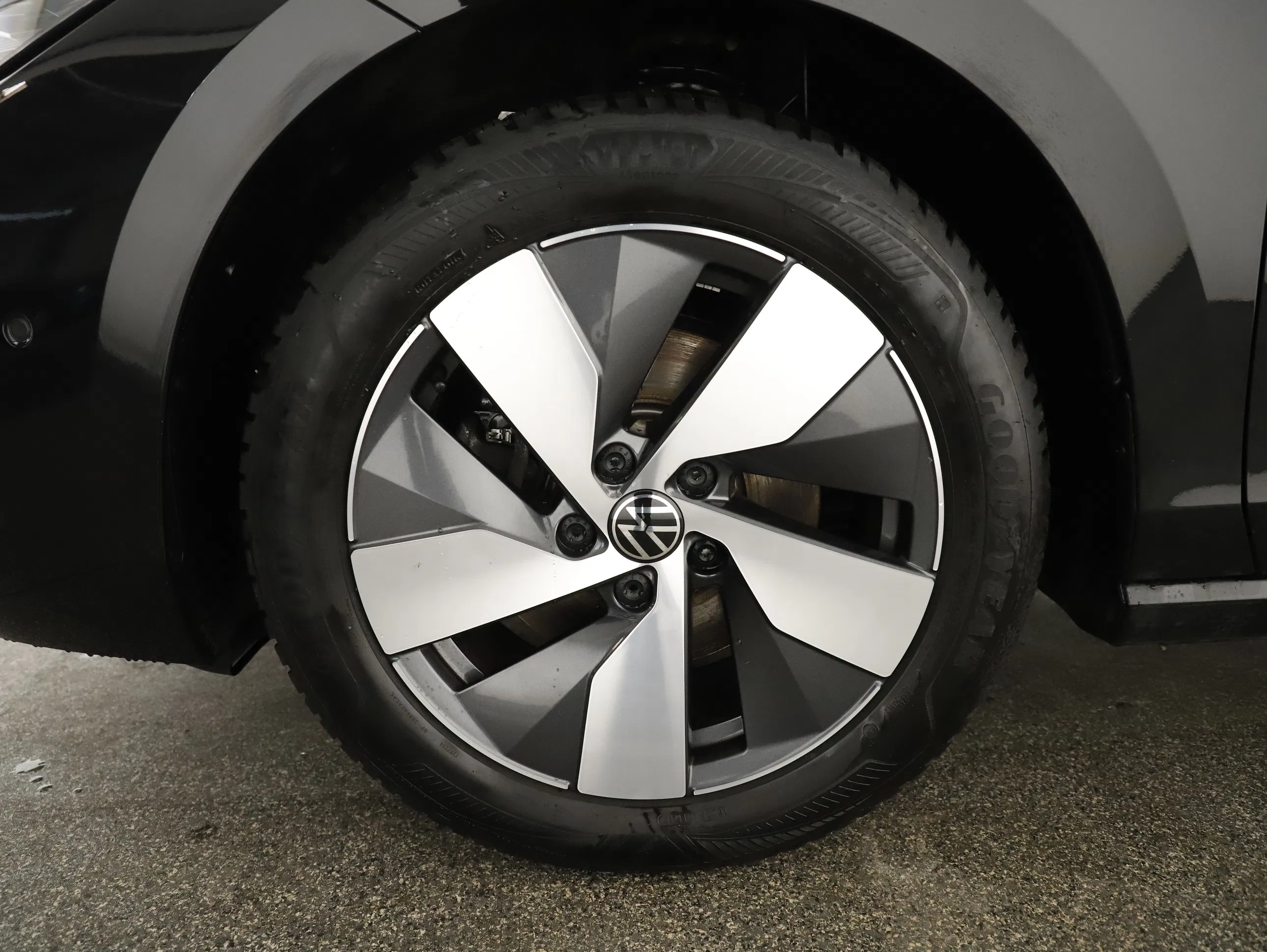 VW Passat Variant 1.5 eTSI W Business | Bild 4 von 25