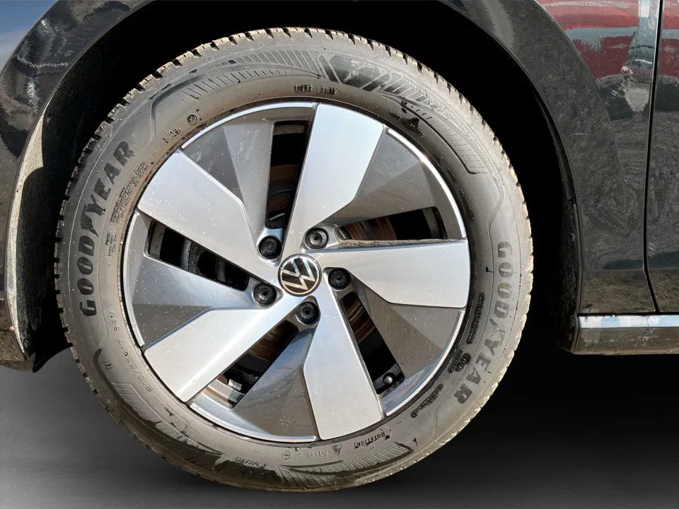 VW Passat Variant 1.5 eTSI Business Aut | Bild 8 von 27