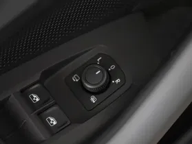 VW Passat Variant 2.0 TDI W Business | Thumbnail 12 von 30