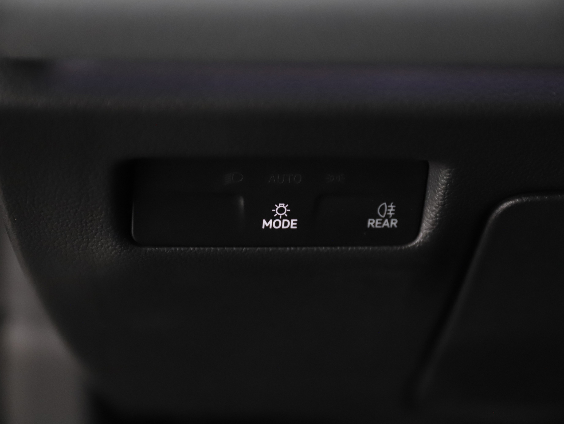 VW Passat Variant 2.0 TDI W Business | Bild 13 von 30